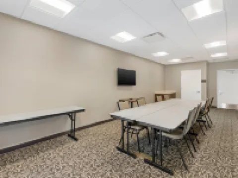 Comfort Inn & Suites Hotels in Florence