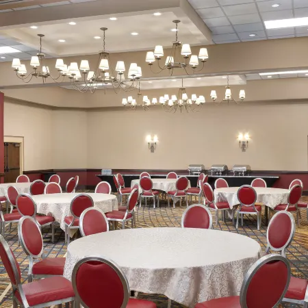 DoubleTree by Hilton Hotel Cincinnati Airport