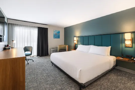 Wingate by Wyndham Geneva at Spire Academy