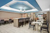 La Quinta Inn & Suites by Wyndham Searcy - Frühstück