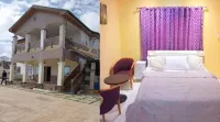 5 Bed House - Sleeps 8 - Wifi - Parking - Alloggi