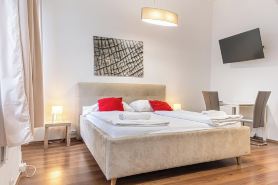 Comfy 1Br Aprt, in Central Vienna with Great Amenities
