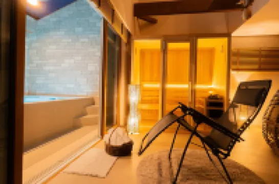 Reviera Resort Villa