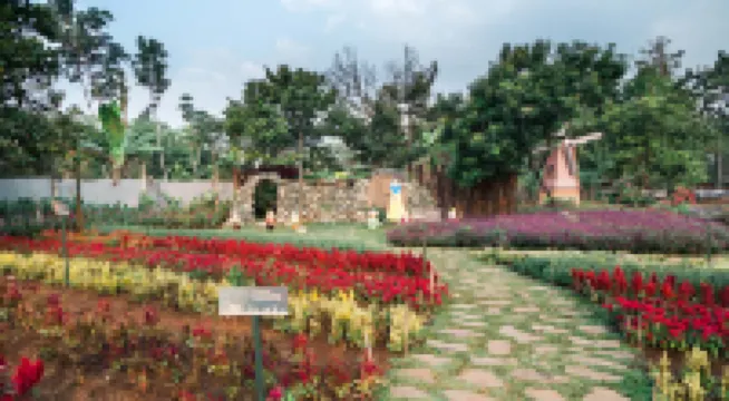 Harny's Garden Villa