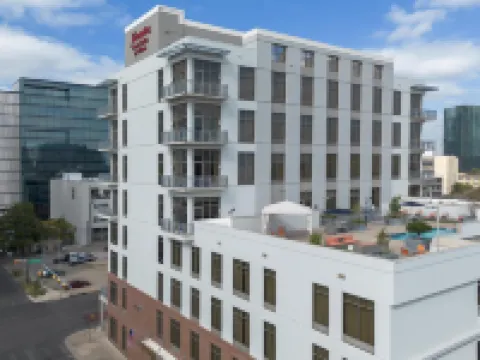 ハンプトン イン & スイーツ オースティン @ ザ ユニバーシティ / キャピトル トラヴィスのホテル