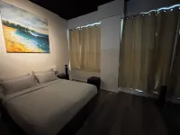 Downtown Edmonton Loft – Bright, Modern & Affordable