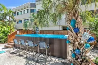 Seahorse Suite 1 Bedroom Villa by RedAwning