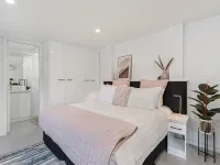 Comfy Studio near Racecourse - Apartments