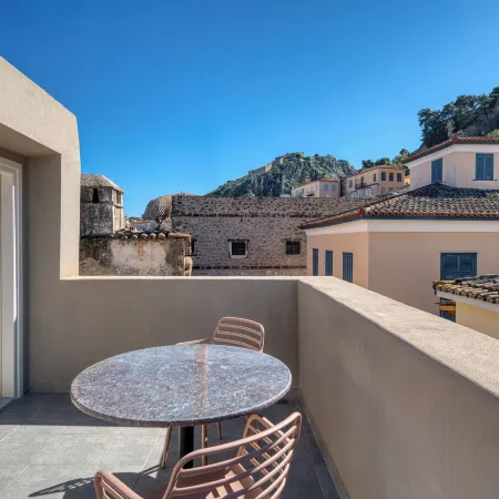 Nalia Suites