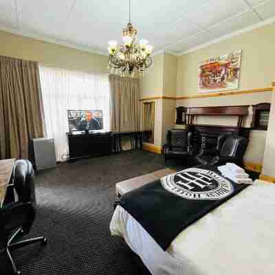 Halfway House Hotel Rooms