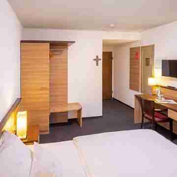 Christkönigshaus Rooms