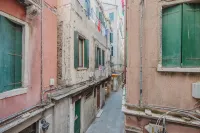 Rialto Suite