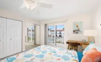Peaceful Beachfront Getaway
