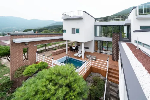 대구 사슴은 꽃이었다 - 펜션