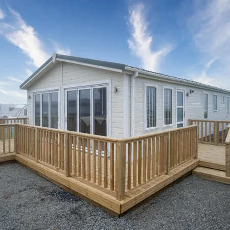Oakland Lodge - 2 Bedroom Lodge - Wisemans Bridge