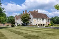 Bisham Abbey National Sports Centre Hotels in 