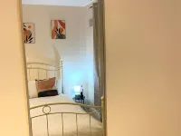 Deluxe Room W Fast WiFi, Netflix, Free Parking Hotels in Wolverhampton