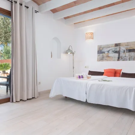 Hotel Moscari by CheelHotels