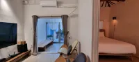 Spring Day Hotels in 