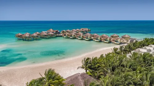 Hotel Palafitos Overwater Bungalows - Luxury