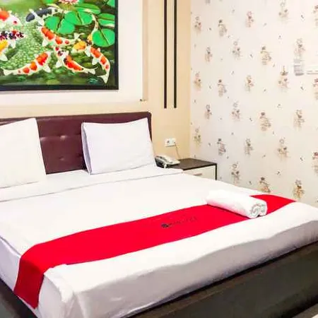 RedDoorz at Hotel Gajah Mada Palu