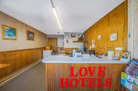 Love Hotels Tomahawk by OYO at Lake Mohawksin WI - 2 звезды