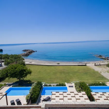 Mary Beach 1 Villa
