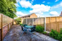 Perfect for Business Large Groups Sleeps 8