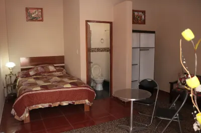 Lechugal Guest House Отели в г. 