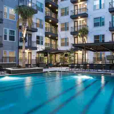 Landing Furnished Apartments - Old East Dallas Fitness & Recreational Facilities