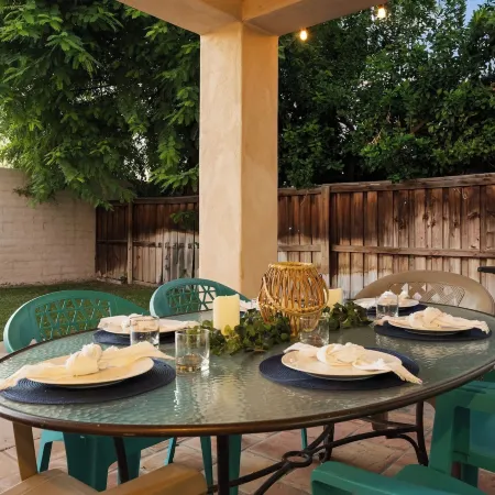 Desert Oasis w/ Pool, Spa, BBQ & Outdoor Dining Under the Palms Calle Tolosa by Avantstay