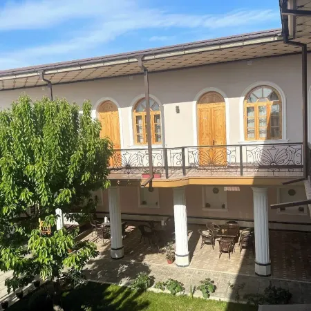 Guest House Shakuri