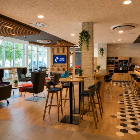 Holiday Inn Express MUNICH AIRPORT - ERDING by IHG