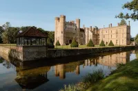 Historic Castle in Norfolk Hotel a 