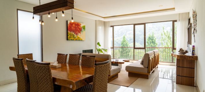 Narwastu Hill 6Br Villa with Pool and Movie Room Hotels in Cimenyan