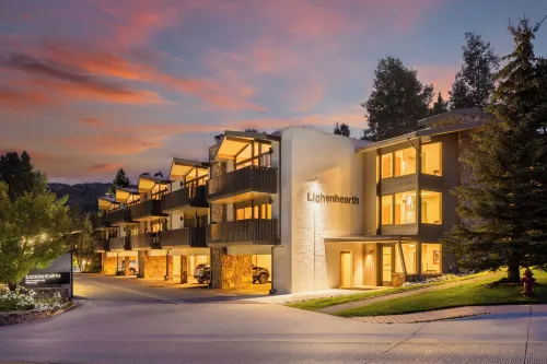 Lichenhearth - CoralTree Residence Collection - Apartments