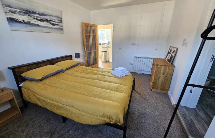 Cosy Apartment That Sleeps 3 Pets Welcome