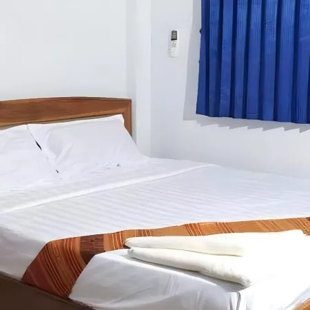 Lankham Hotel Отели в г. Паксе