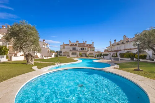 Sant Antoni: Casa Familiar con Piscina y Terraza - 3星級