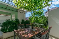 Apartments Mirko - Homestays