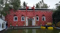 Thulasi My Village My Resort - Pools