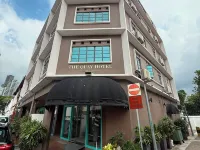 The Quay Hotel Bugis Отели рядом с достопримечательностью «Торговый центр Golden Mile Complex»