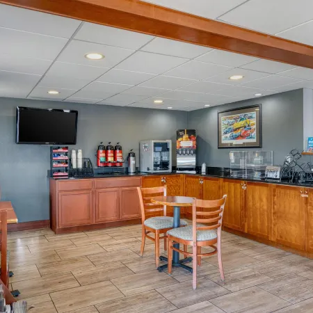 SureStay Hotel by Best Western Bowling Green North