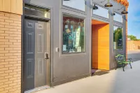 1 Block to Lake City Marina: Condo w/ Rooftop Deck -  Appartamenti vacanze