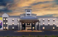 Spark by Hilton Lansing - parking