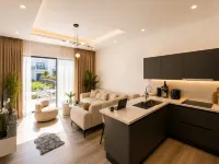 Apartment with Sea View and Resort Facilities - Apartments