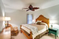 Pet-Friendly Darien Vacation Rental w/ Patio! - 3-Sterne