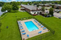 Lakeside Inn - Uima-altaat