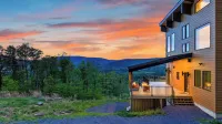Bates Ridge by Avantstay Secluded Catskills Retreat Near Hunter Mountain + Game Room - Wi-Fi