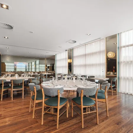 Axis Porto Business & Spa Hotel